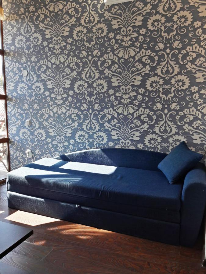 Kristall Hotel Bosteri Buitenkant foto